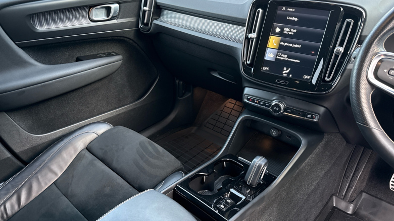 Volvo Xc40 1.5 T4 Recharge PHEV R DESIGN 5dr Auto Estate